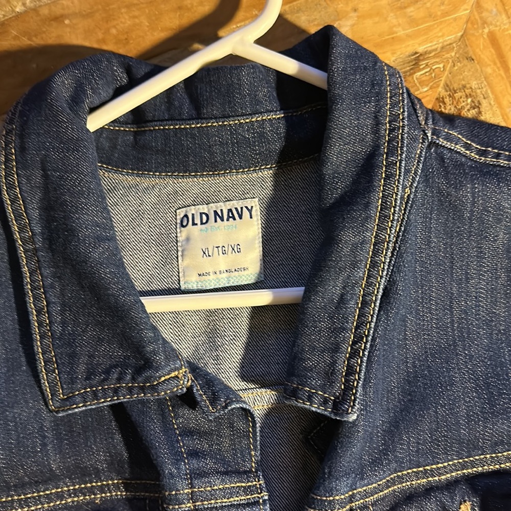 Short denim jacket - Picture 3 of 4